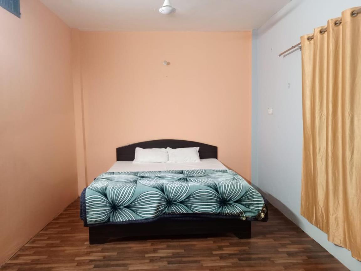 Shri Niwas Homestay Ayodhya 外观 照片