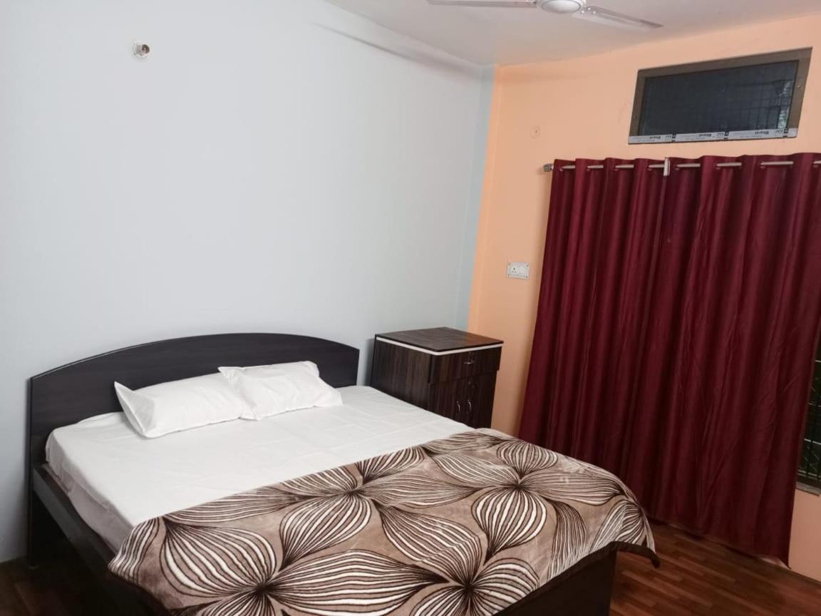 Shri Niwas Homestay Ayodhya 外观 照片